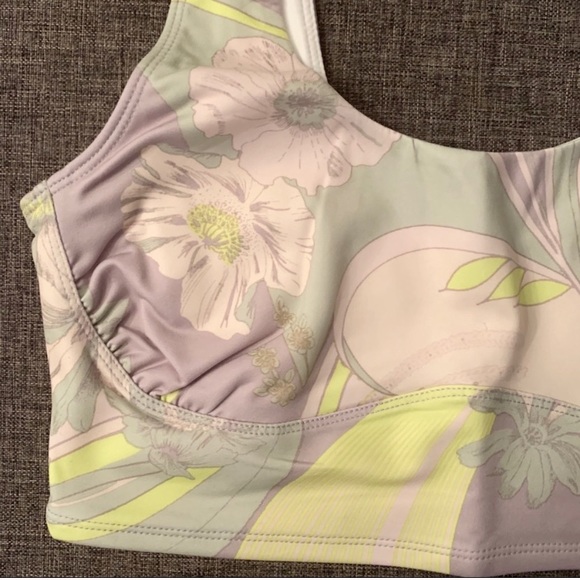 Free People | NWT Crush Bright Lime Sports Bra - Picture 5 of 11